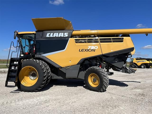 Image of CLAAS Lexion 730 equipment image 2