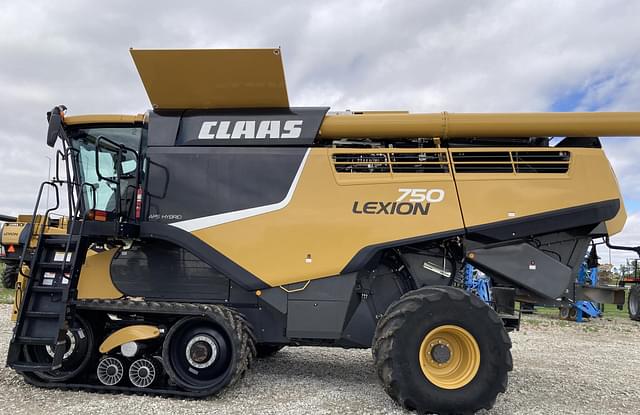 Image of CLAAS LEXION 750TT equipment image 2
