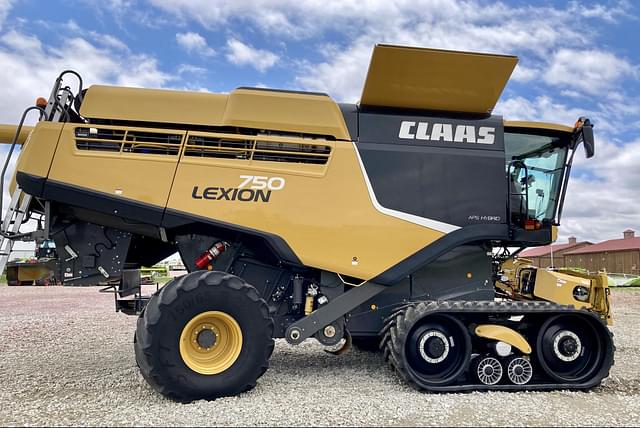 Image of CLAAS LEXION 750TT equipment image 4