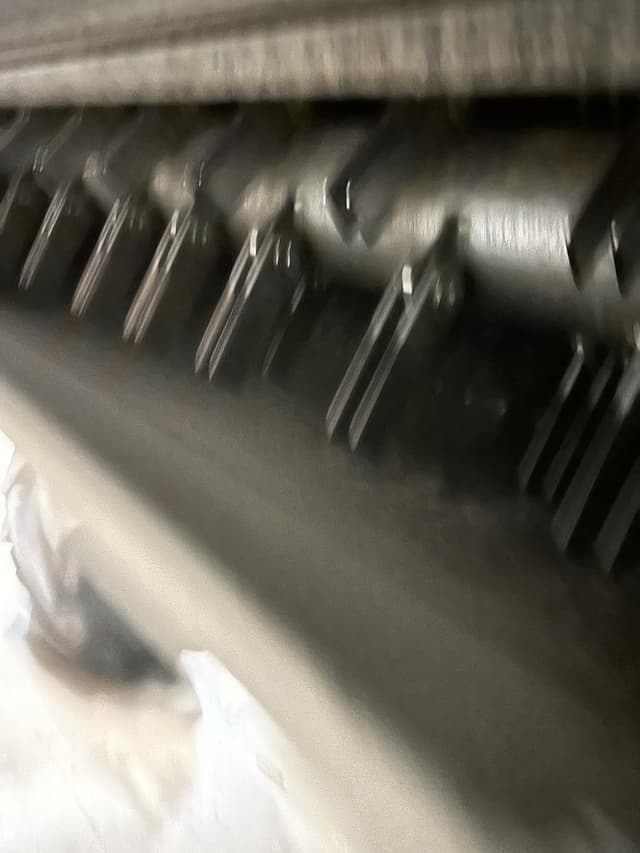 Image of CLAAS LEXION 750TT equipment image 3