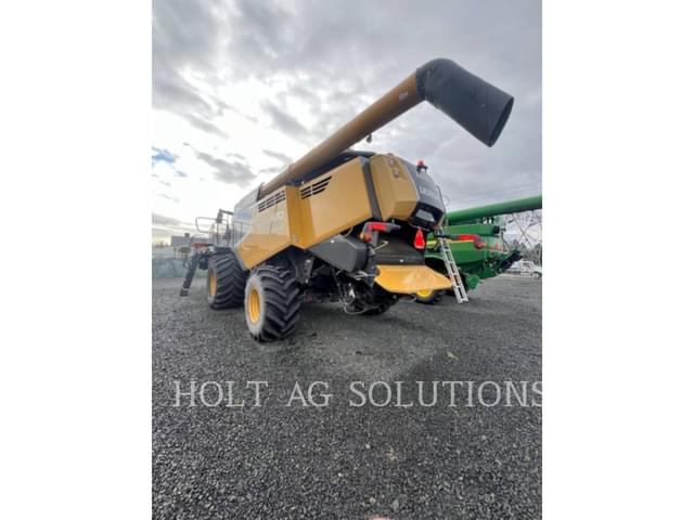 Image of CLAAS Lexion 670 equipment image 1