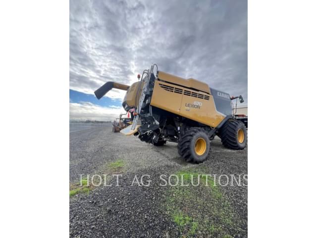 Image of CLAAS Lexion 670 equipment image 2