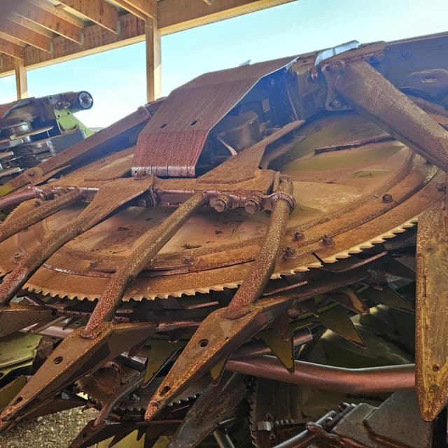 Image of CLAAS Orbis 750 equipment image 3