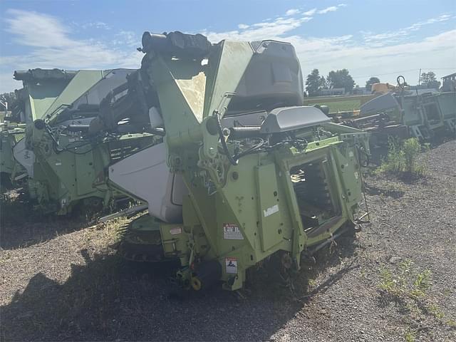 Image of CLAAS Orbis 750 equipment image 2