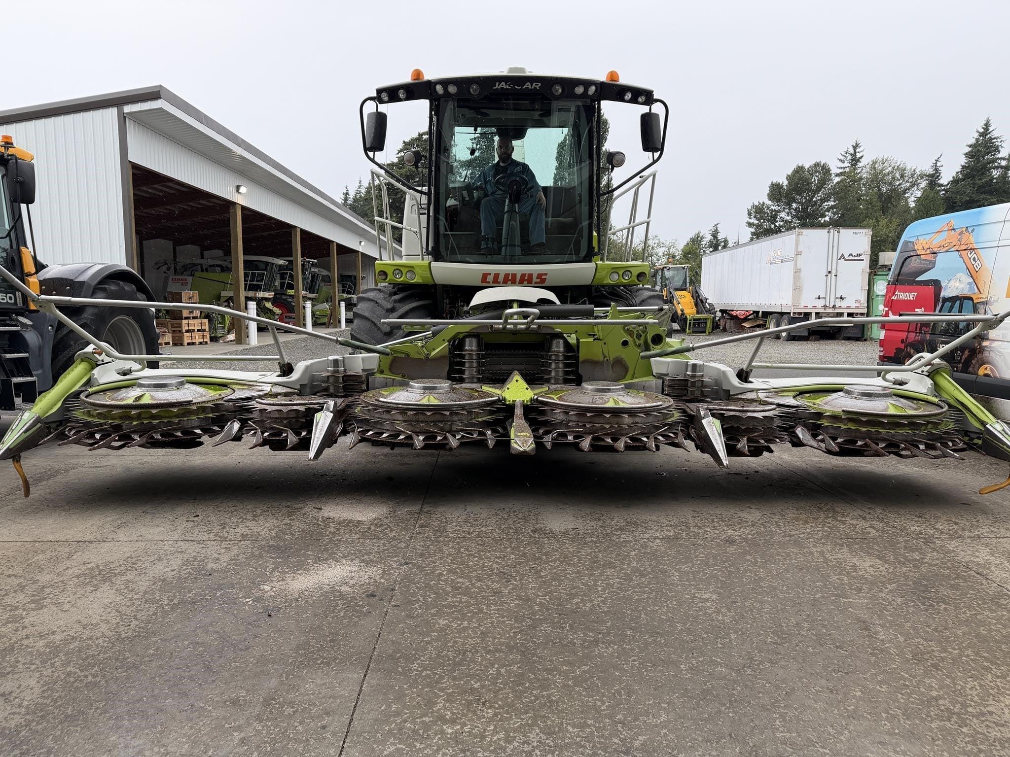 2015 CLAAS Orbis 750 Equipment Image0
