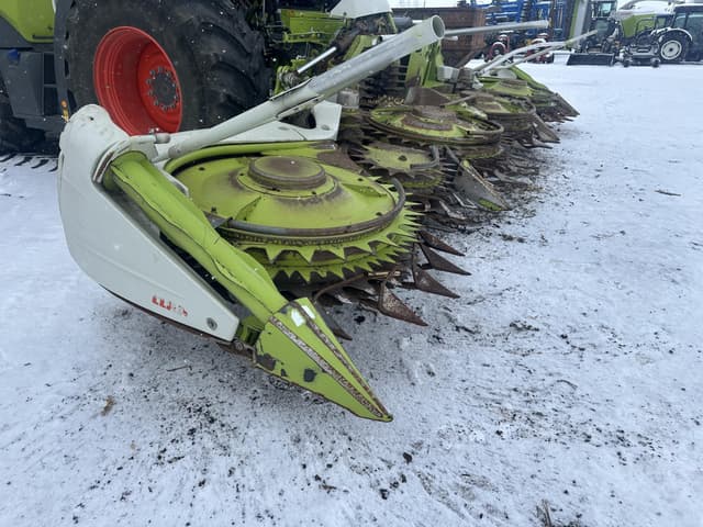 Image of CLAAS Orbis 750 equipment image 2