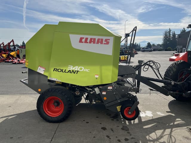 Image of CLAAS Rollant 340RC equipment image 3