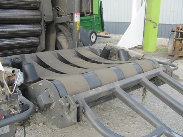 Image of CLAAS Rollant 455 equipment image 1