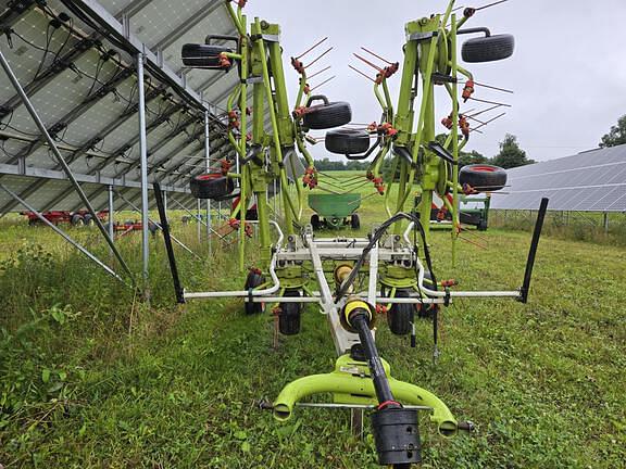 Image of CLAAS Volto 900T equipment image 3