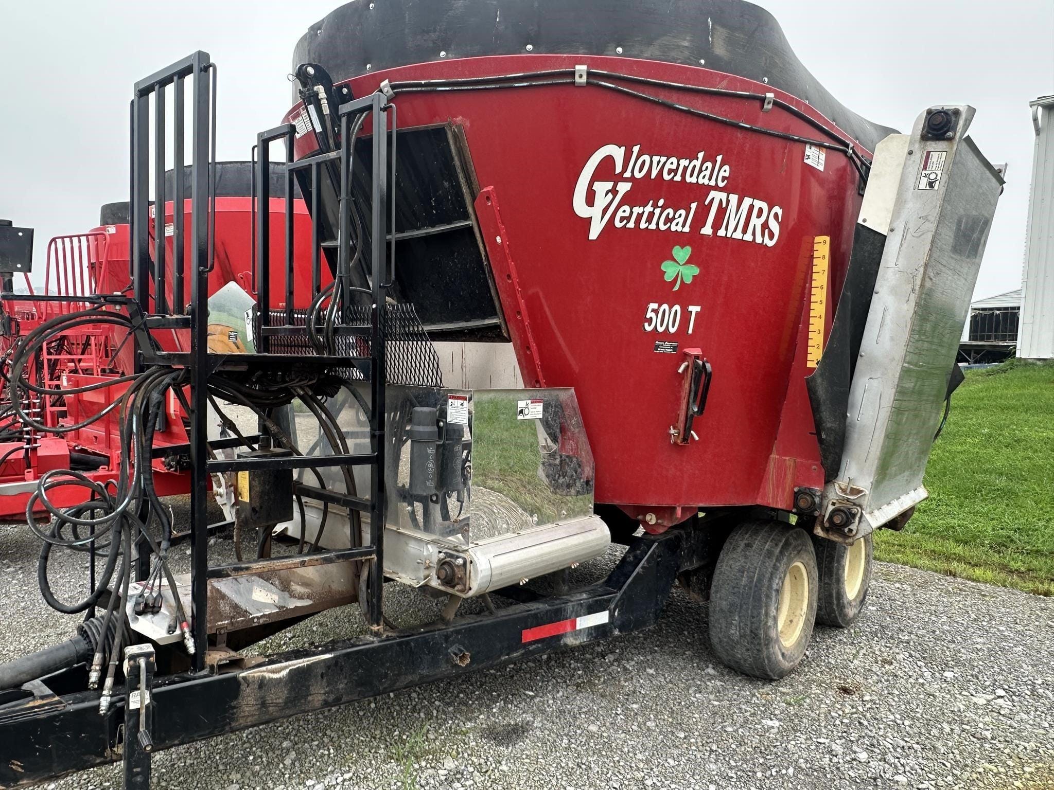 2015 Cloverdale 500T Equipment Image0
