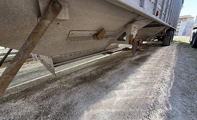 Image of Cornhusker Ultra Lite 800 equipment image 4
