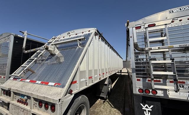 Image of Cornhusker Ultra Lite 800 equipment image 1