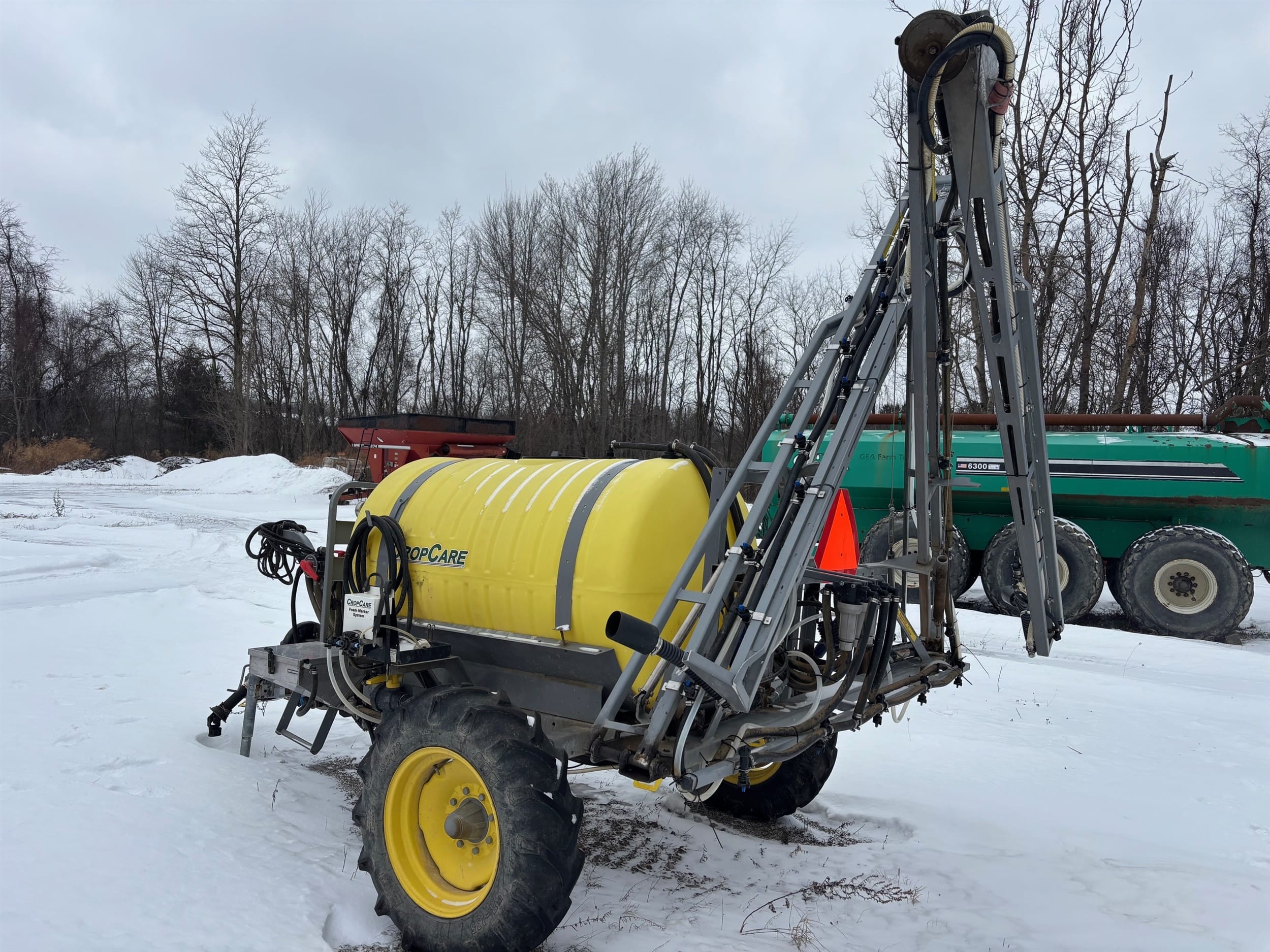 2015 Crop Care AGX400T Equipment Image0