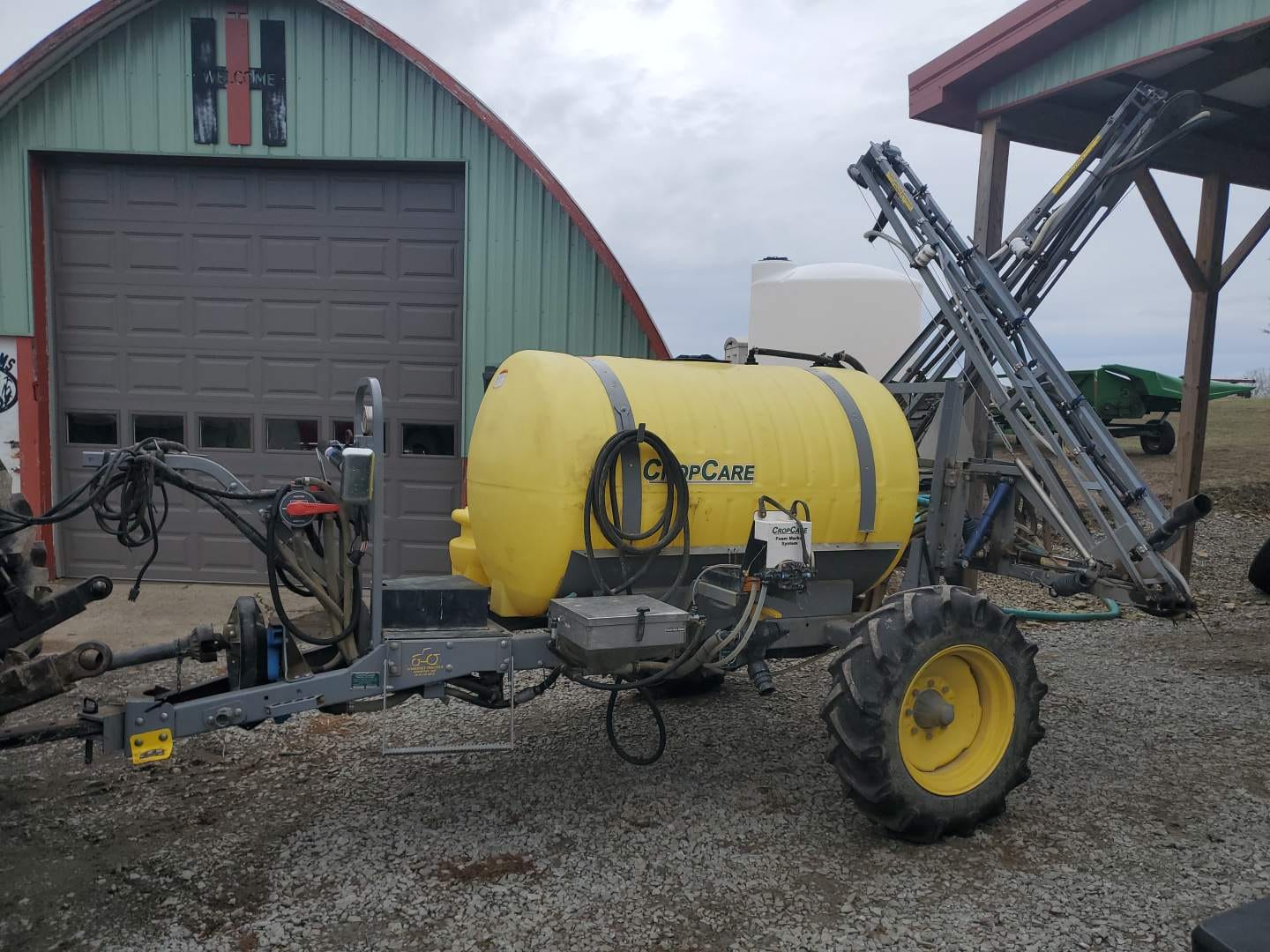 2015 Crop Care AGX400T Equipment Image0