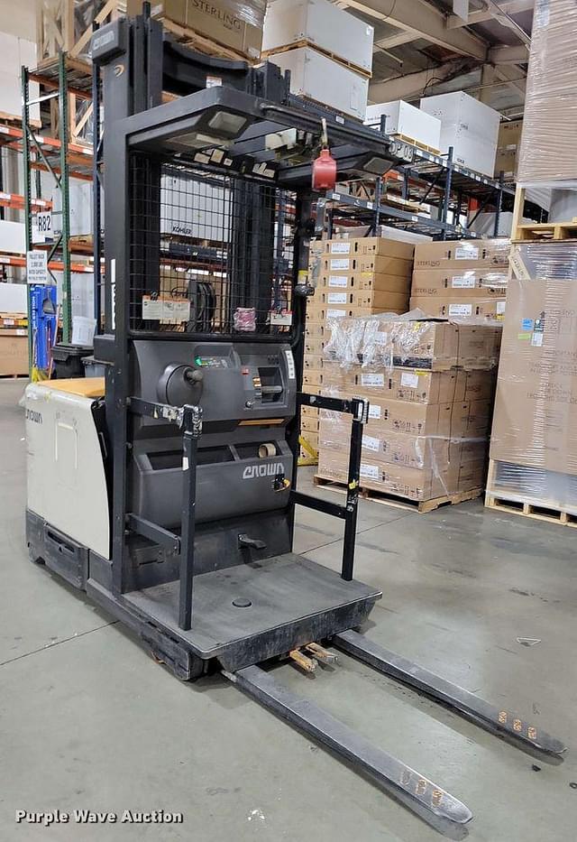 Image of Crown SP4000 equipment image 2
