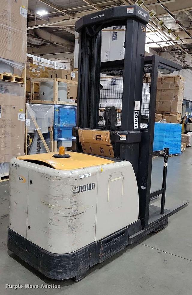 Image of Crown SP4000 equipment image 4