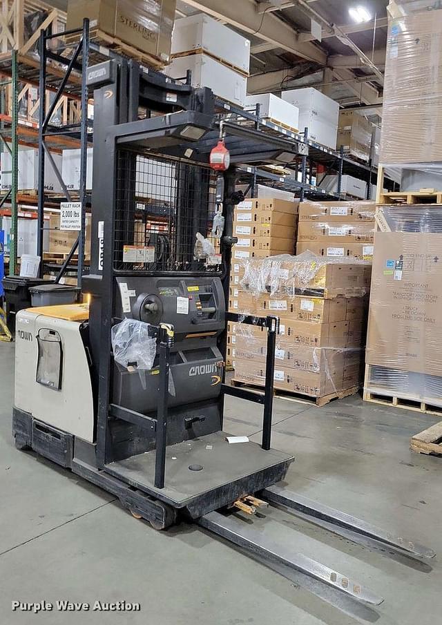 Image of Crown SP4000 equipment image 2