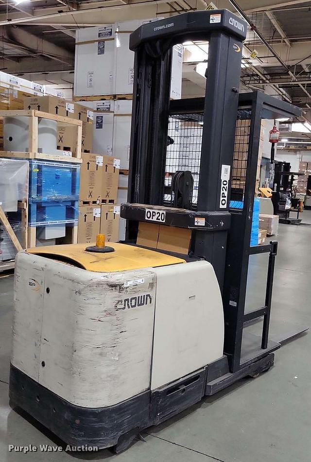 Image of Crown SP4000 equipment image 4