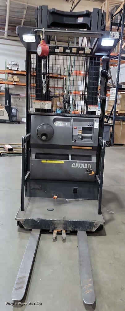 Image of Crown SP4000 equipment image 1