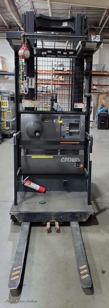 Image of Crown SP4000 equipment image 1