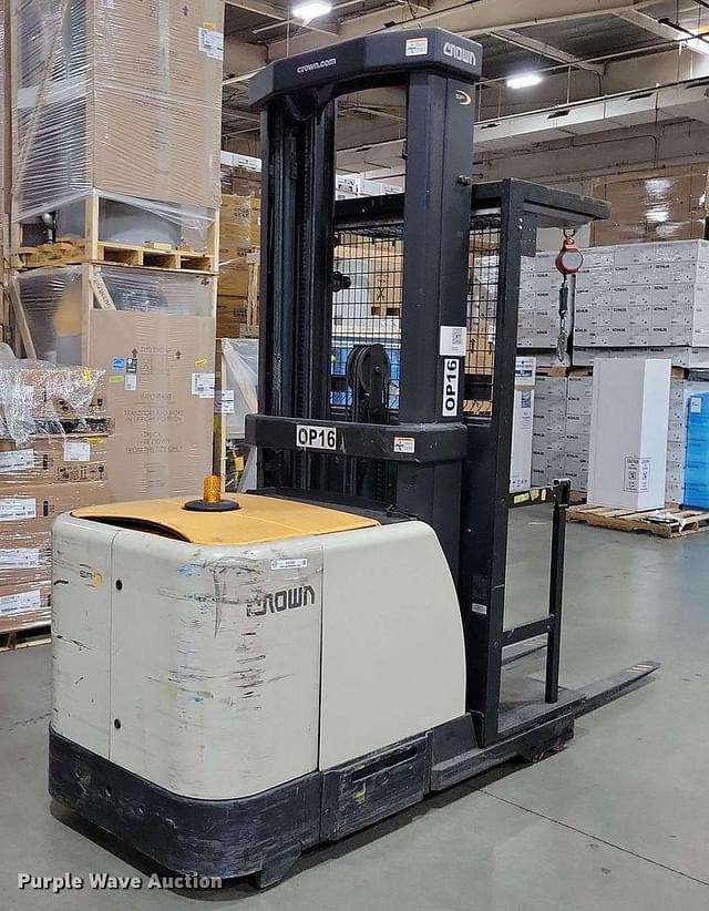 Image of Crown SP4000 equipment image 4