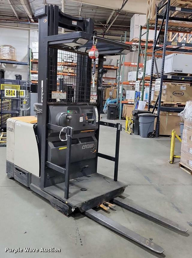 Image of Crown SP4000 equipment image 2