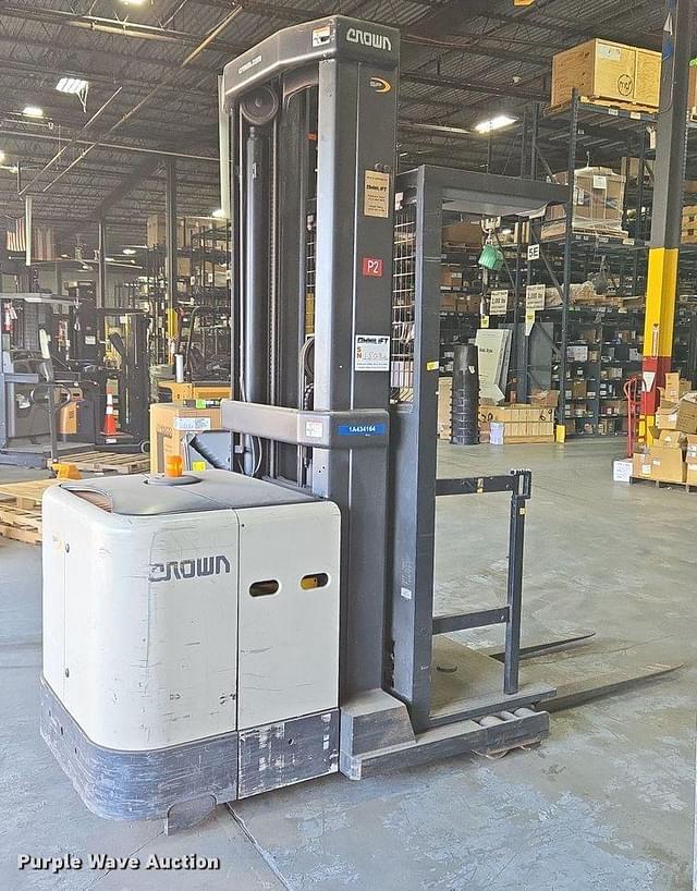 Image of Crown SP3505-30 equipment image 3