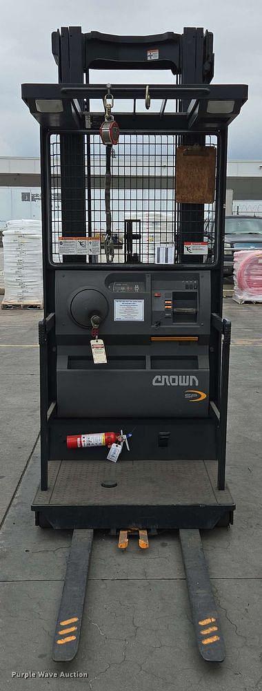 Image of Crown SP3520-30 equipment image 1
