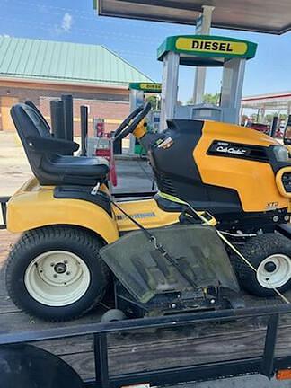 Image of Cub Cadet XT3 GSX equipment image 2