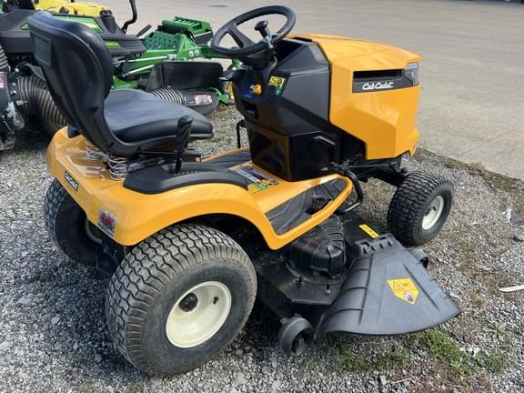 Image of Cub Cadet XT1 LT54 equipment image 4