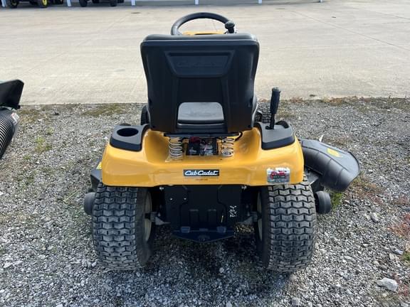 Image of Cub Cadet XT1 LT54 equipment image 3