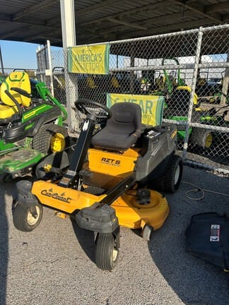 2015 Cub Cadet RZT S Equipment Image0