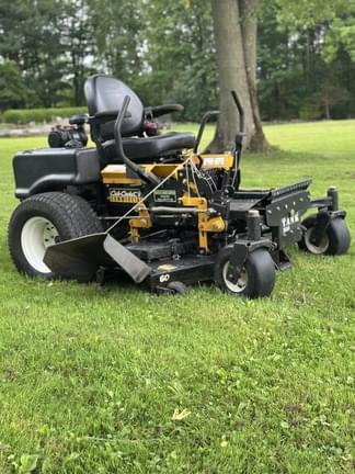 Image of Cub Cadet S60 equipment image 2