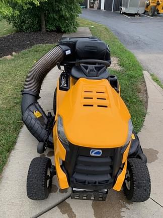 Image of Cub Cadet XT1 equipment image 2