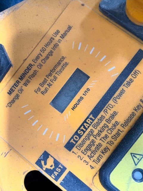 Image of Cub Cadet Z-Force S48 equipment image 2