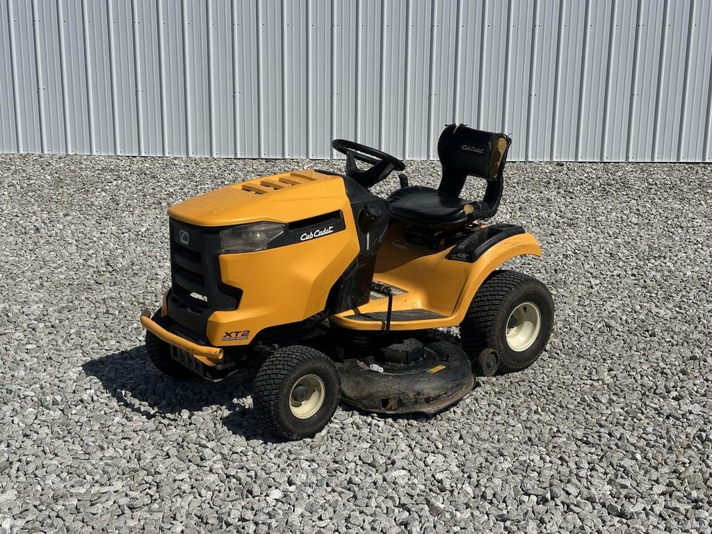 Image of Cub Cadet XT2 LX46 Primary image