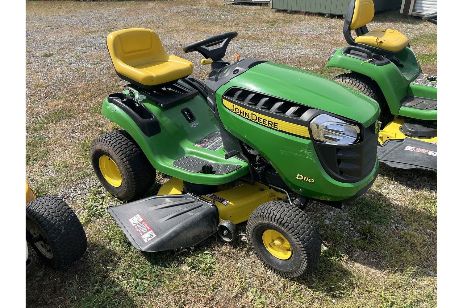 2015 John Deere D110 Equipment Image0