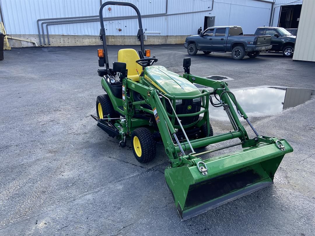 Image of John Deere 1025R Image 0