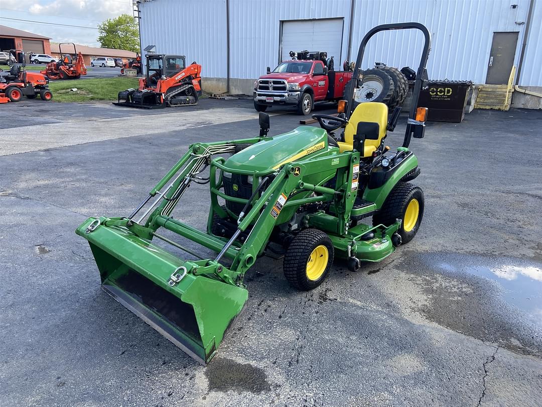 Image of John Deere 1025R Image 1