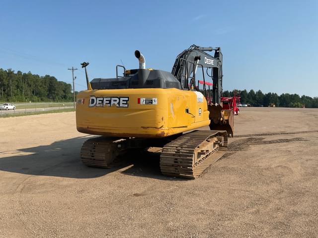 Image of John Deere 210GLC equipment image 4