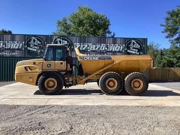 Main image John Deere 250D