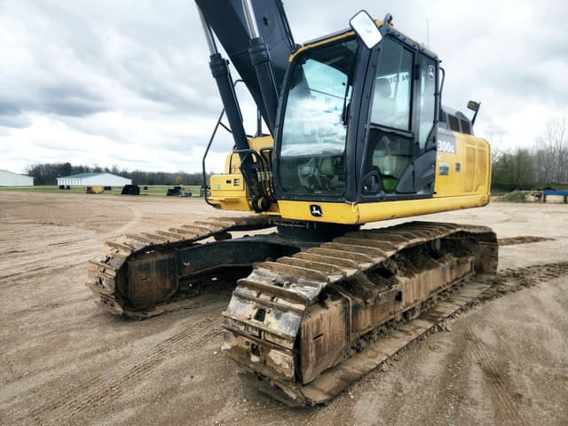 Image of John Deere 300G LC equipment image 1