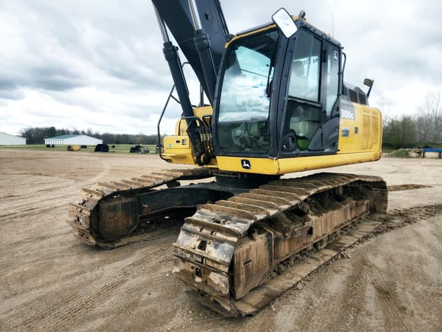 Image of John Deere 300G LC equipment image 1