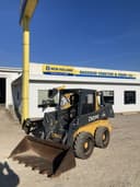 2015 John Deere 318E Image