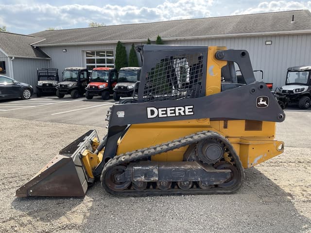 Image of John Deere 319E equipment image 1