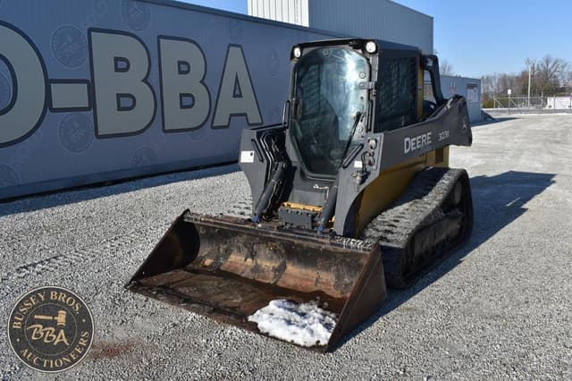 Image of John Deere 323E equipment image 1