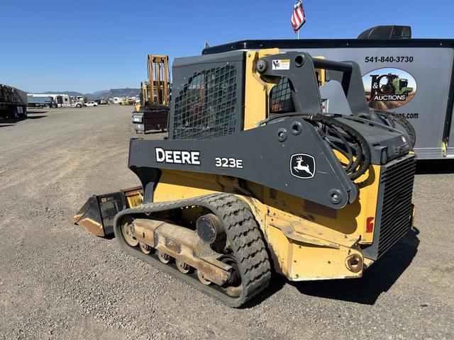 Image of John Deere 323E equipment image 1