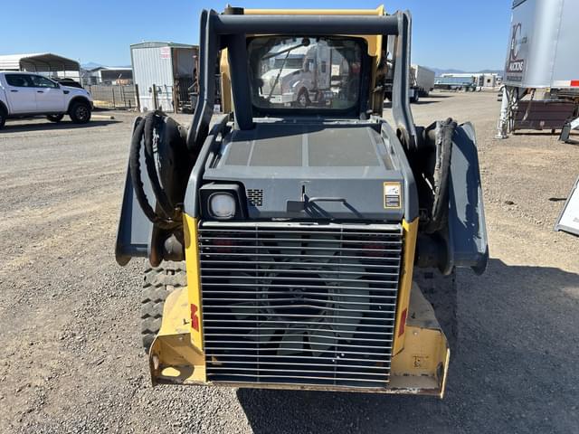 Image of John Deere 323E equipment image 2