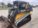 2015 John Deere 323E Image