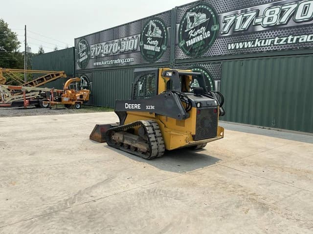 Image of John Deere 323E equipment image 1